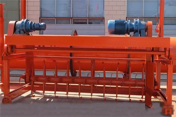 豬糞有機(jī)肥如何利用翻拋機(jī)制作？