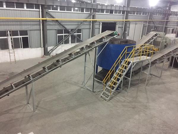 怎么利用雞糞和秸稈堆制有機肥？